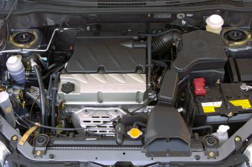 2006 Mitsubishi Outlander SE.