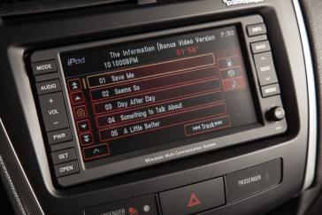 2013 Mitsubishi Outlander Sport SE Interior