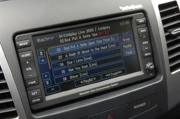2007 Mitsubishi Outlander.