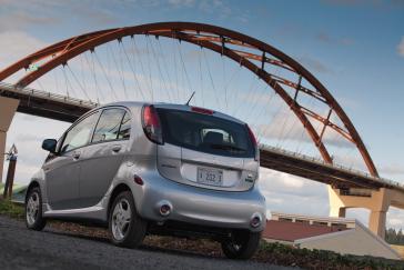 2012 Mitsubishi i