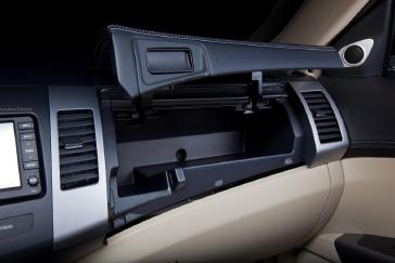2010 Mitsubishi Outlander GT.