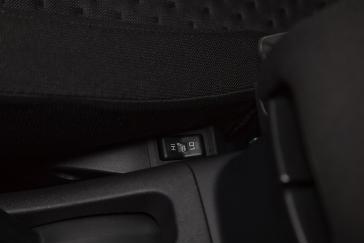 2012 Mitsubishi Outlander Sport SE.