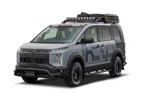 Mitsubishi Motors Showcases Custom Versions of Delica D:5 and Delica Mini