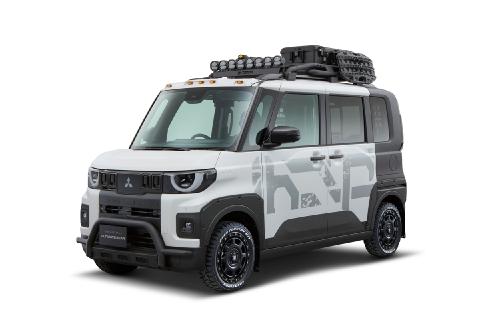 Mitsubishi Motors Showcases Custom Versions of Delica D:5 and Delica Mini