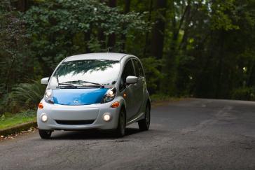 2012 Mitsubishi i